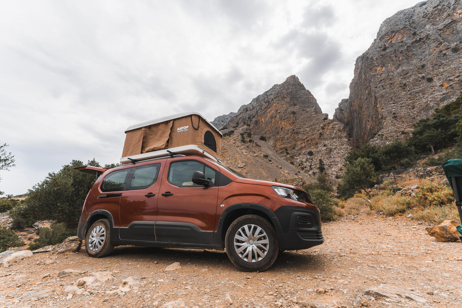 Cooking at the camper van on a Cretan beach
